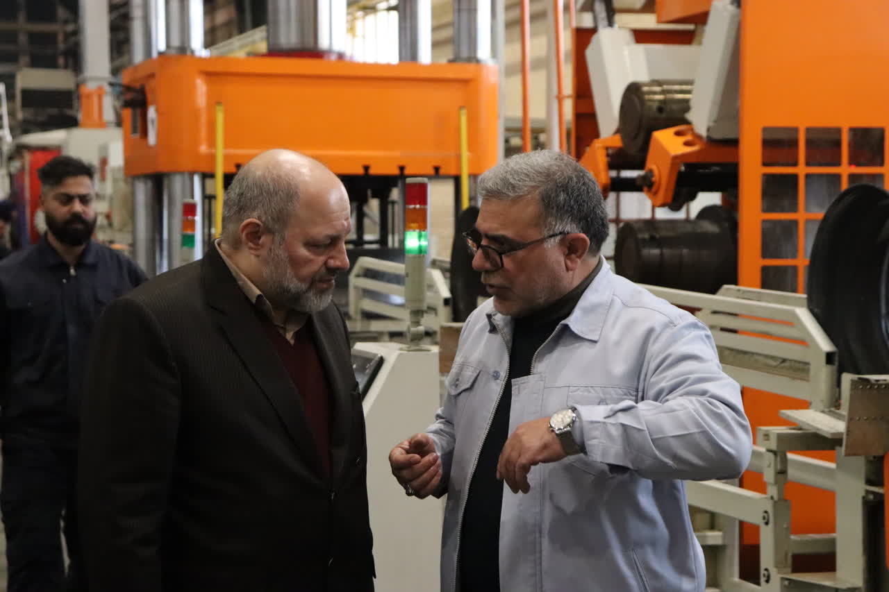 AzwCmsCore.Extend.Fields.StringField